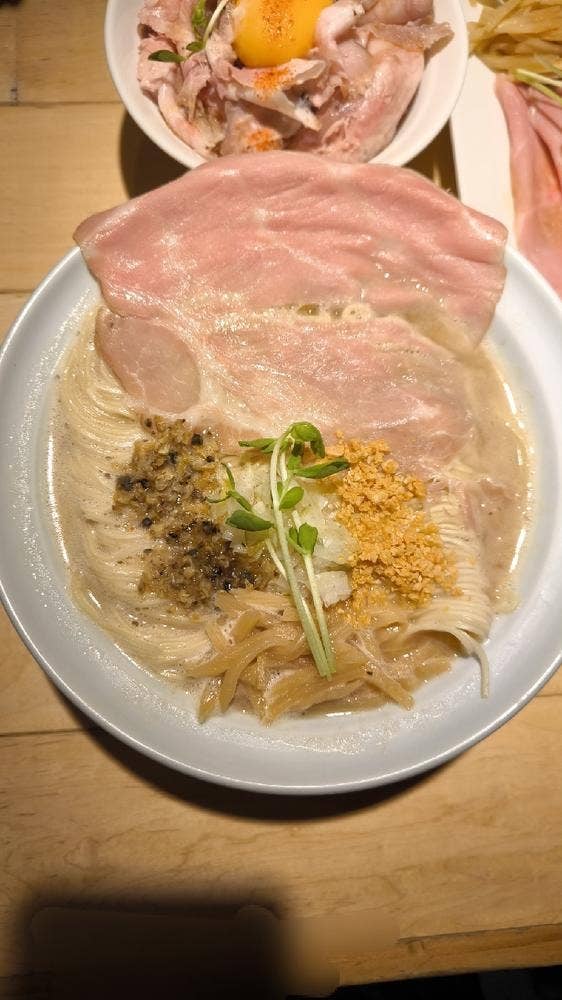 創業麺類元年 1代目猿肉亭