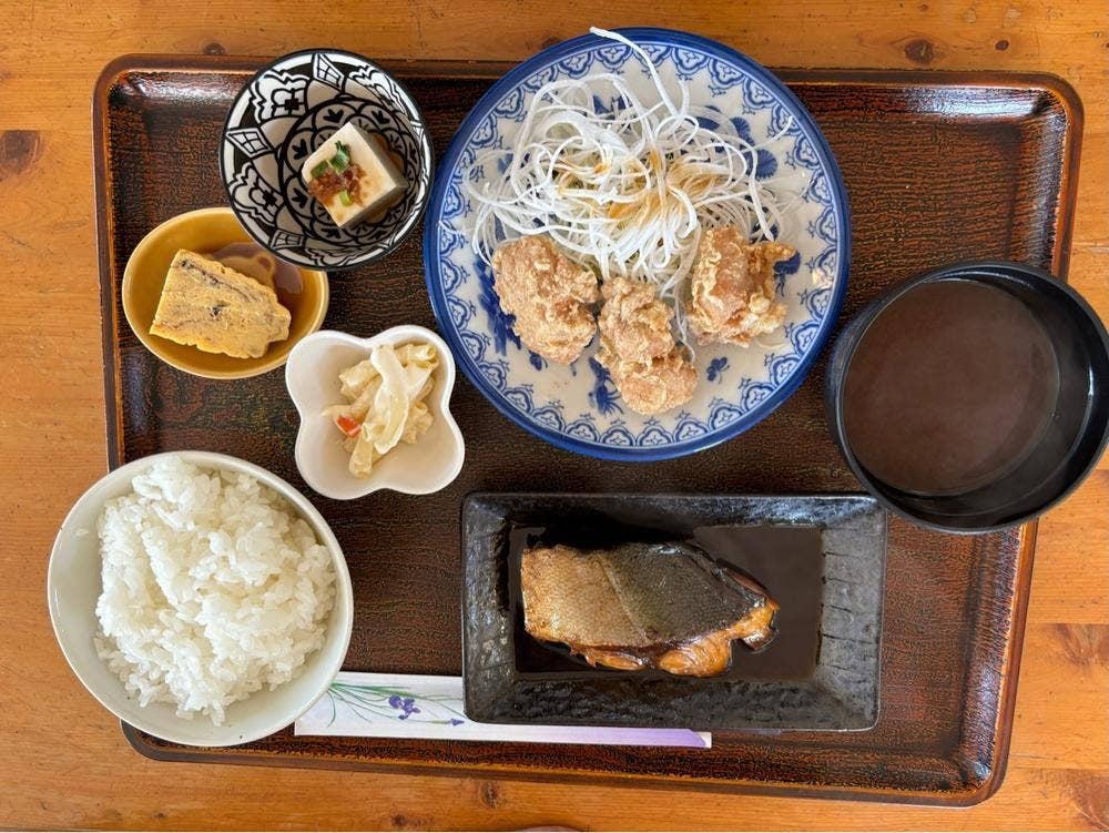 しとろにえ