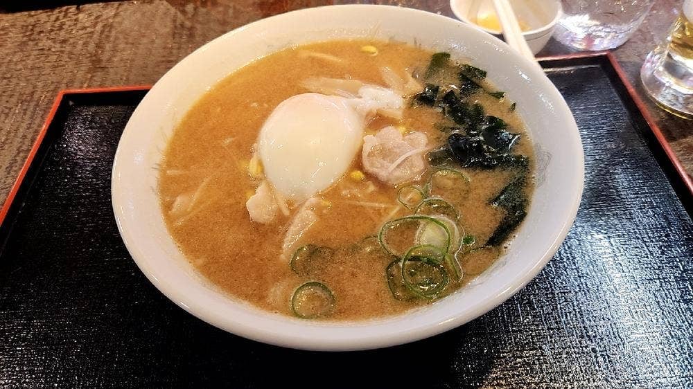 お食事処 花りんご