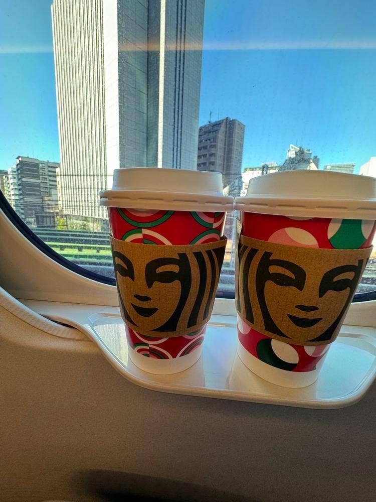 スターバックス コーヒー JR東海東京駅新幹線南ラチ内店