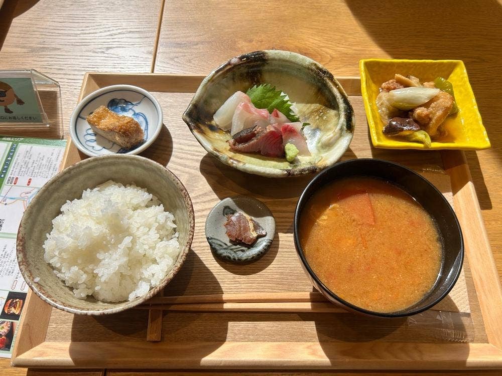 和久里のごはんや おくどさん