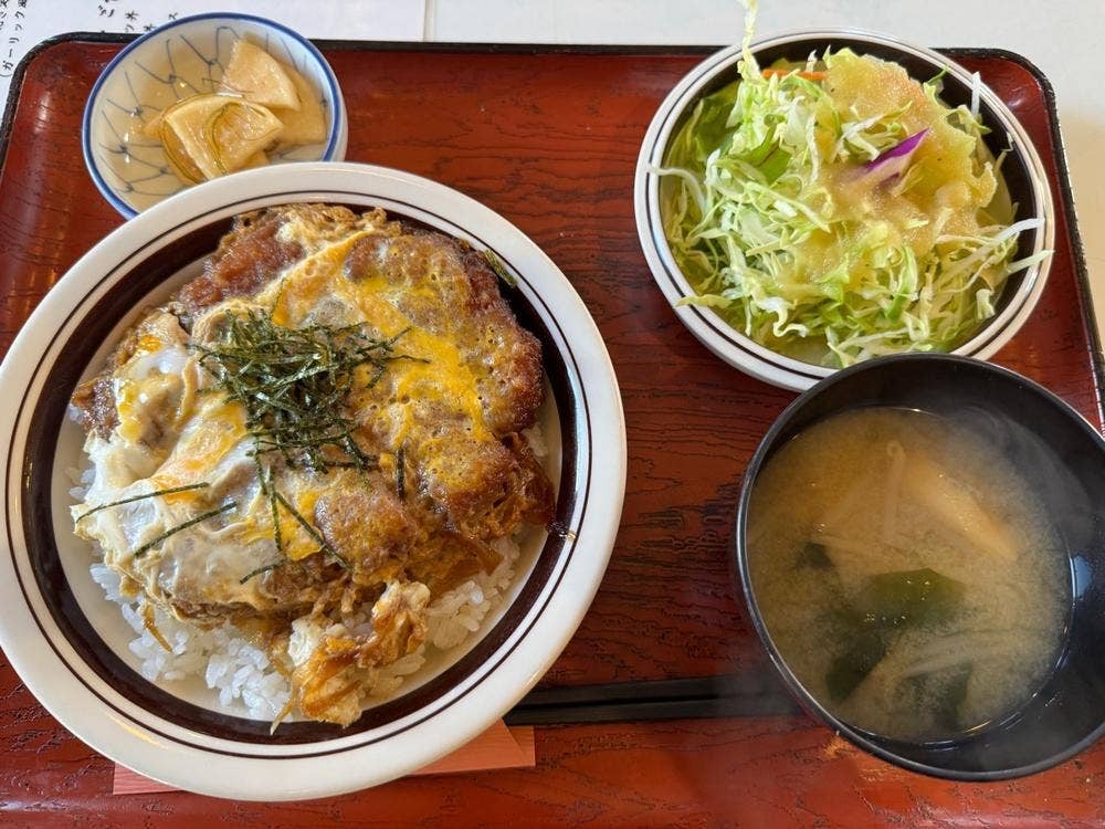 レストランカツマ
