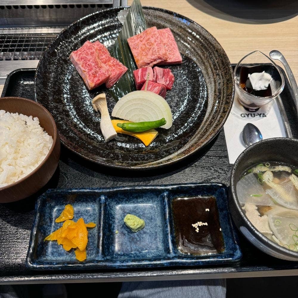 氷見 牛屋 本店