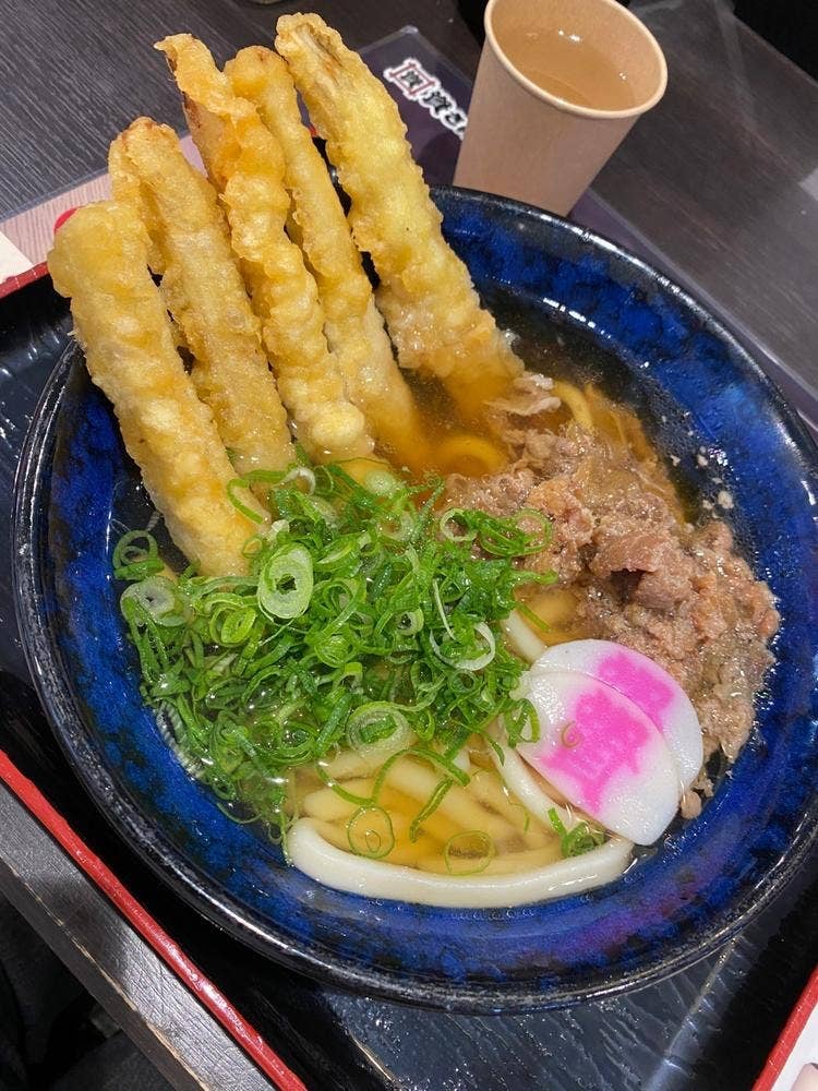資さんうどん 日向財光寺店