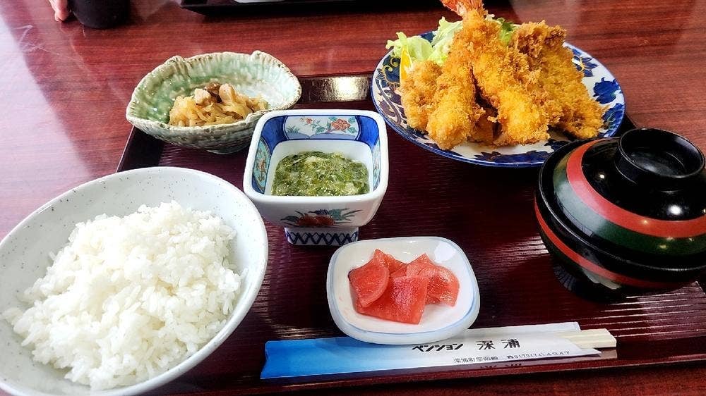 ペンション深浦