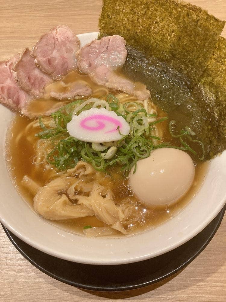 鶏そば 啜る 伏見はなれ