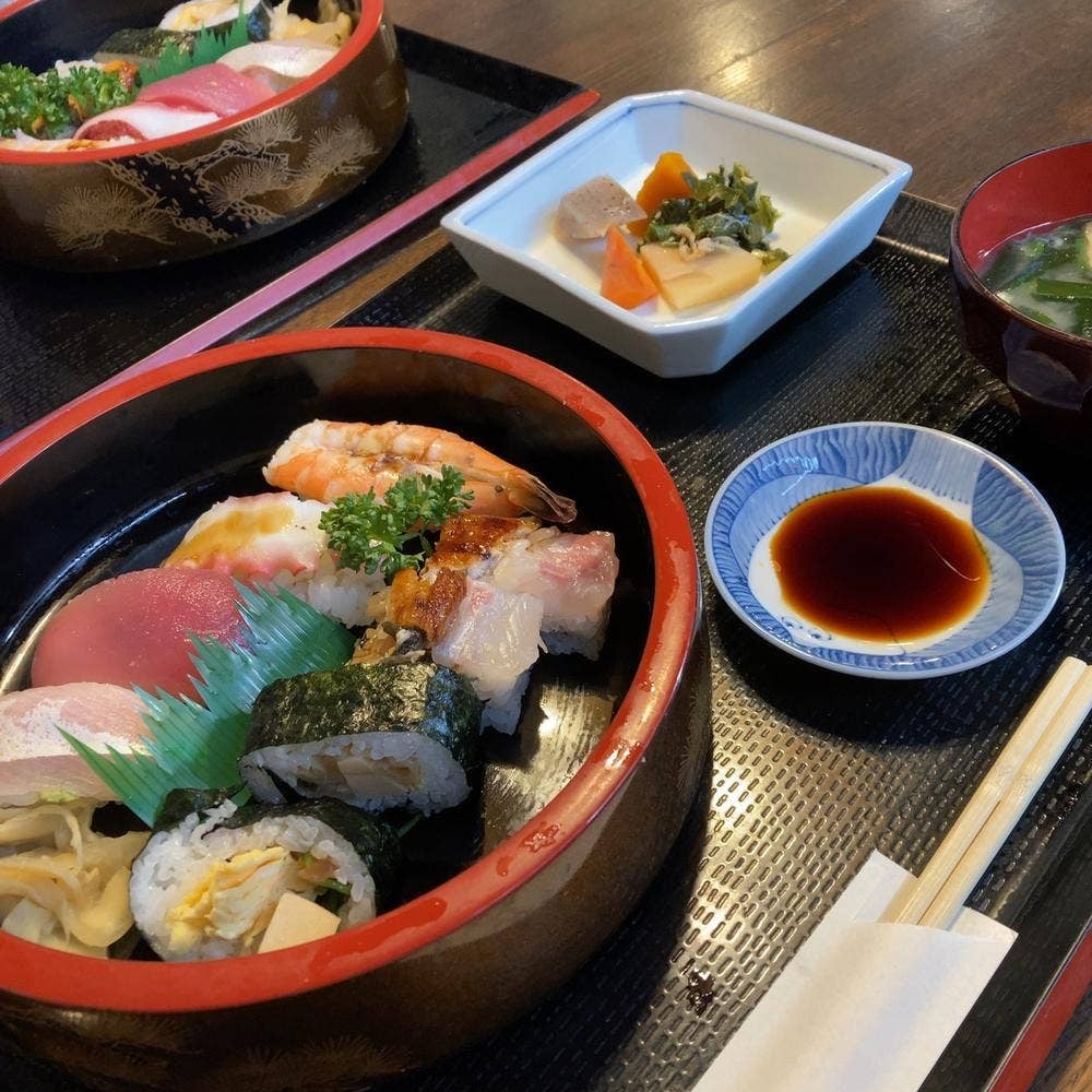 鮨処 みらく