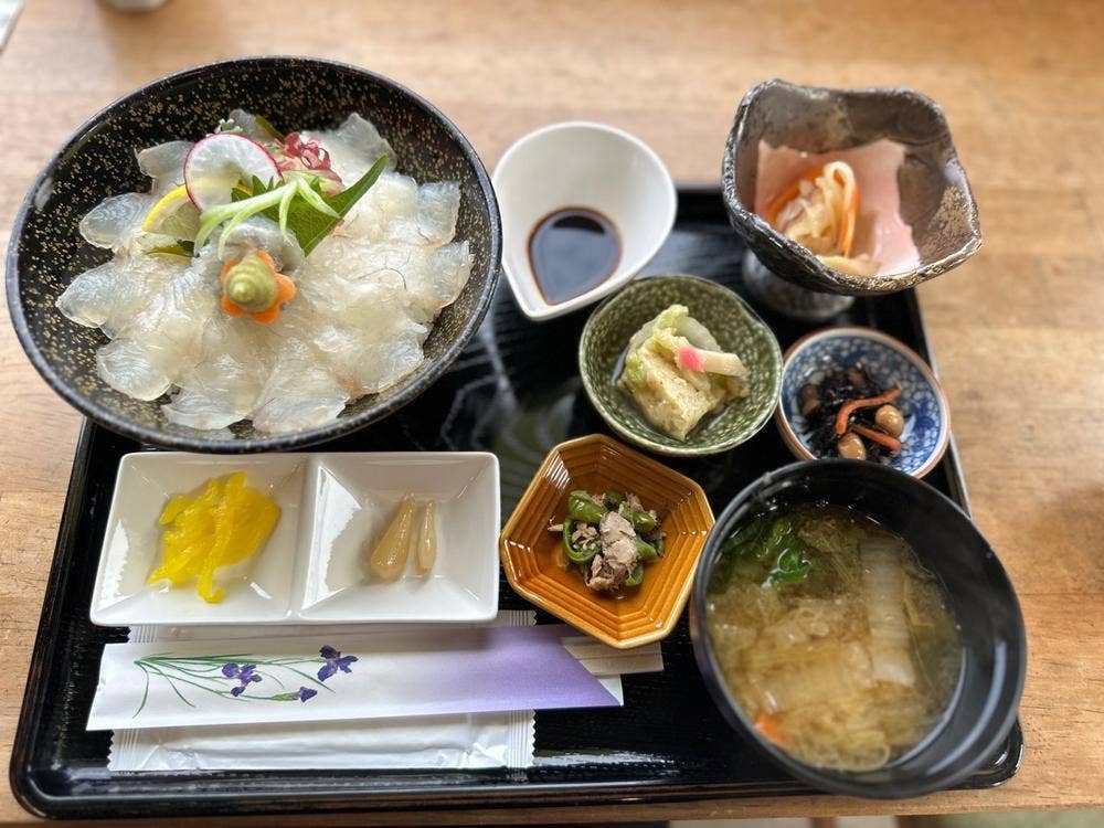 海の駅とまり 元気海