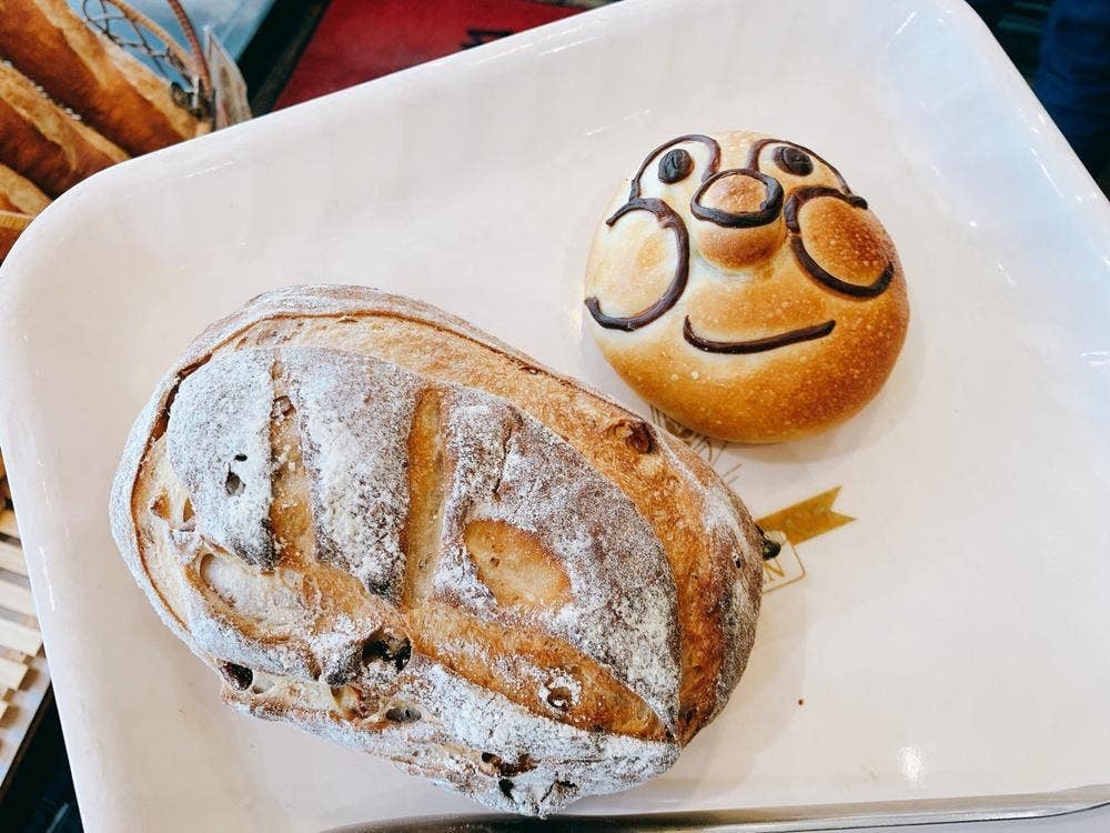 Bread Art ROAD