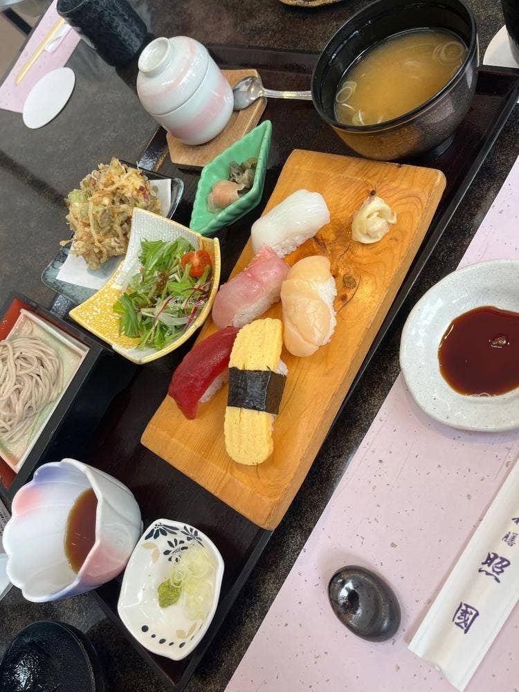 和膳 照國