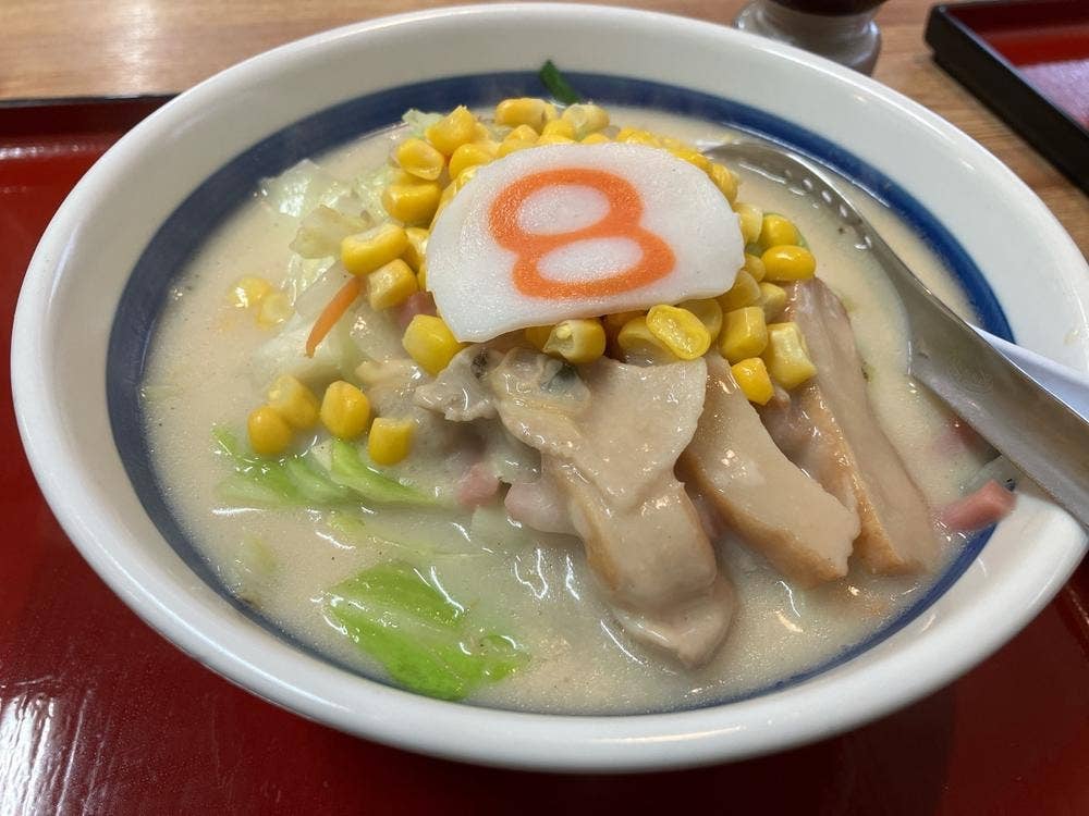8番らーめん 富来店