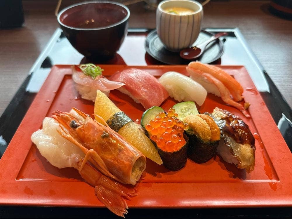 回転寿し 仁