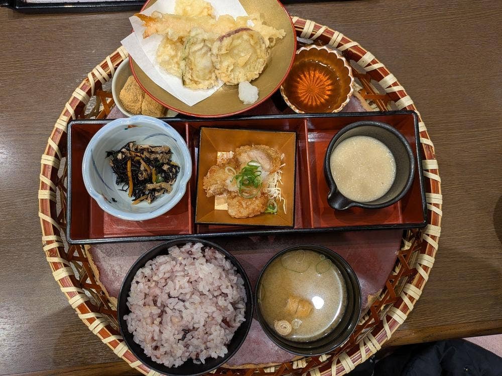 和食と甘味処 漱石 KYOTO店