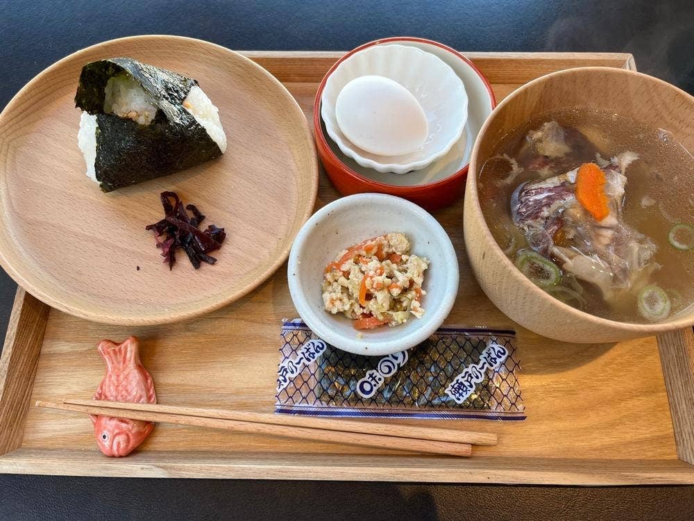鯛あら汁・ おにぎり吉