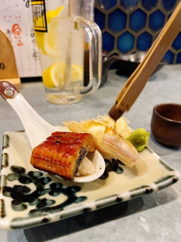 すし酒場 さんじ