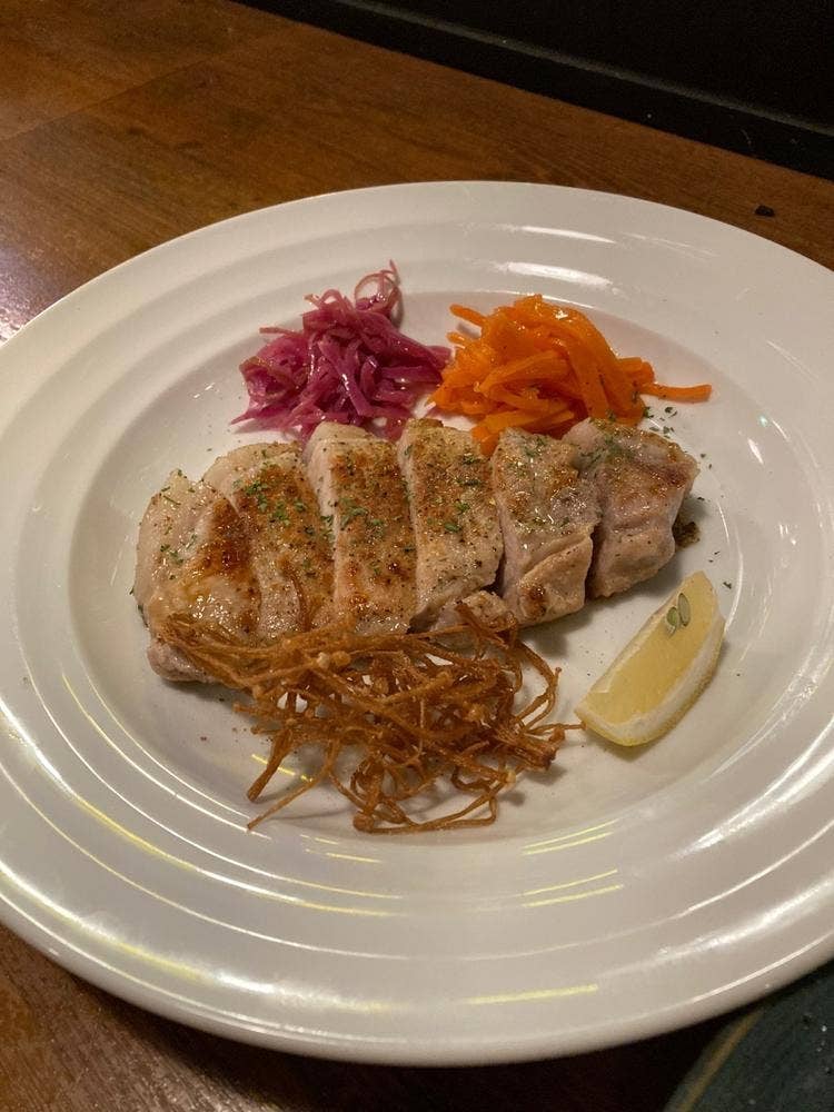 鉄板焼きとワイン F.L.a.T