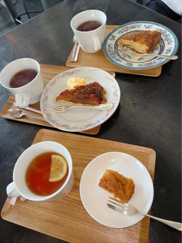 +h café