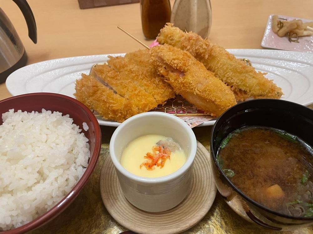 とんかつ みそ家 イオンタウン四日市泊店