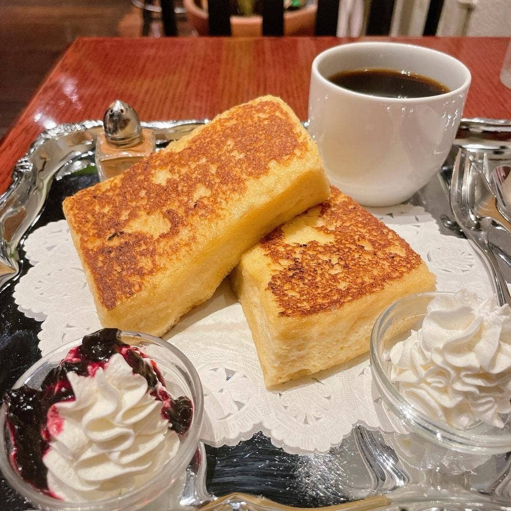 カフェ アリヤ