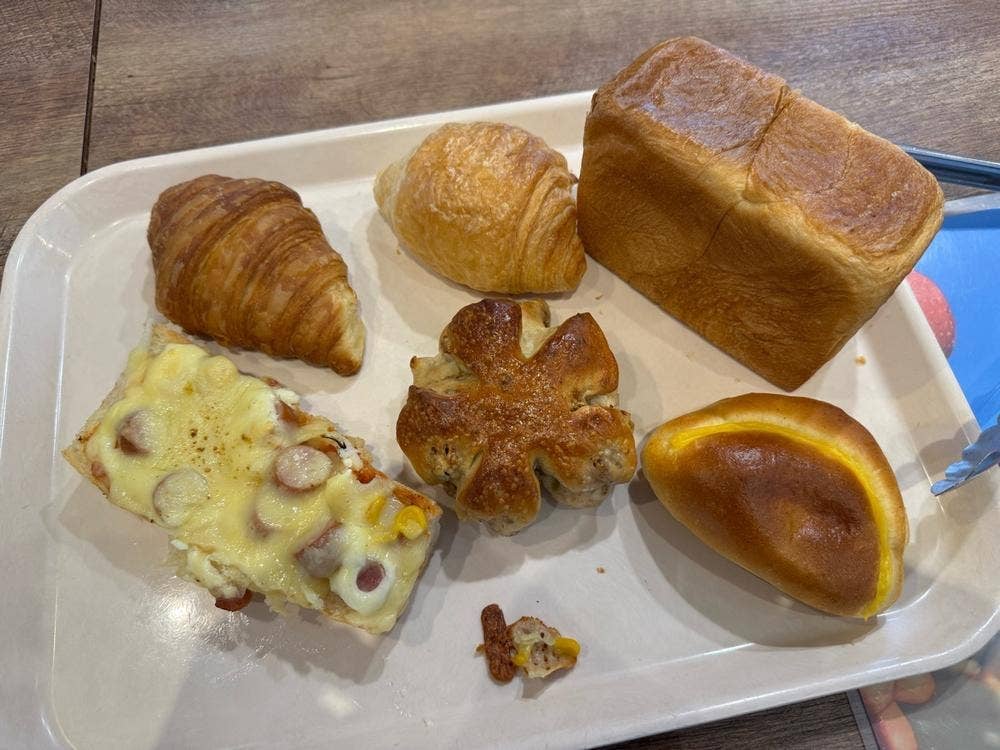 サフラン 丘の上店