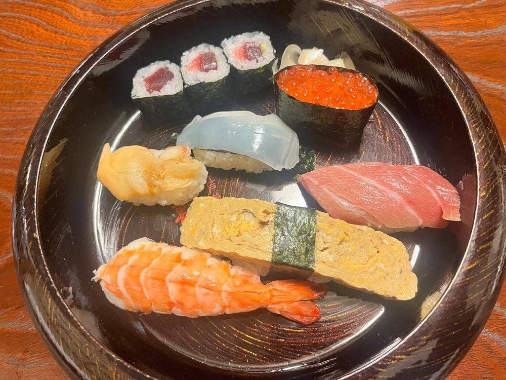 鮨誠