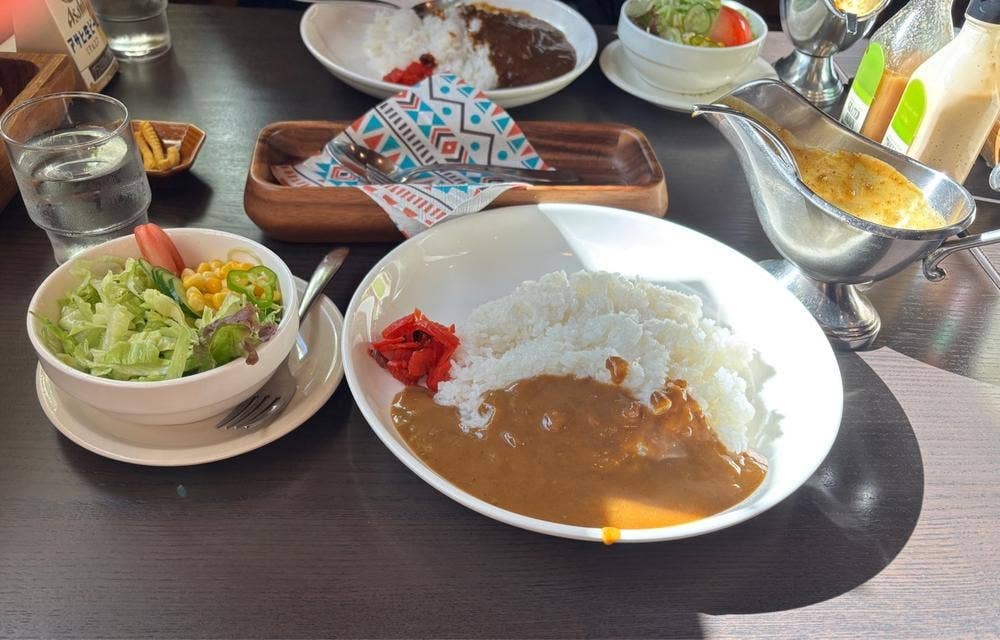 トラヤ