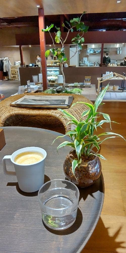 L+ HIRAO LANDIC HOUSE & CAFE
