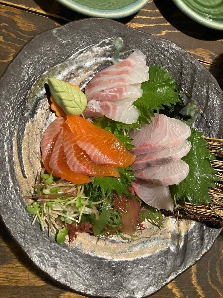 小田原産 朝どれ地魚地酒 湘南大衆横丁 小田原店