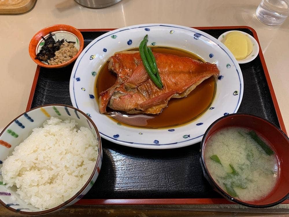 まるろ