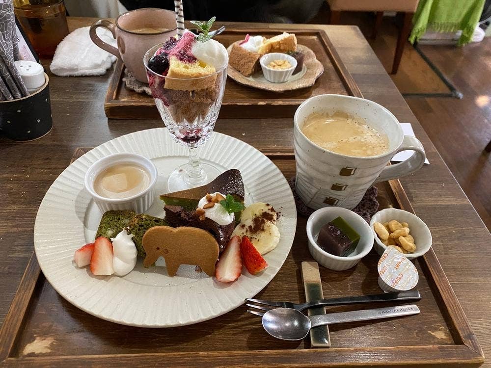 にじいろcafe