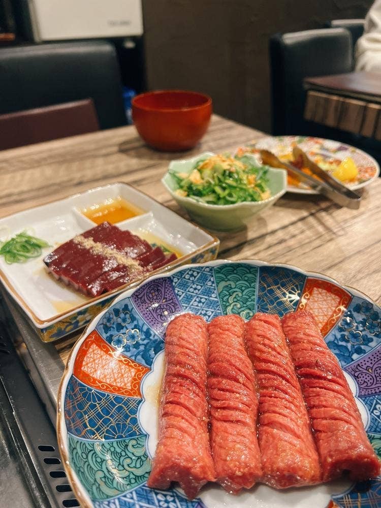 焼肉 六甲園