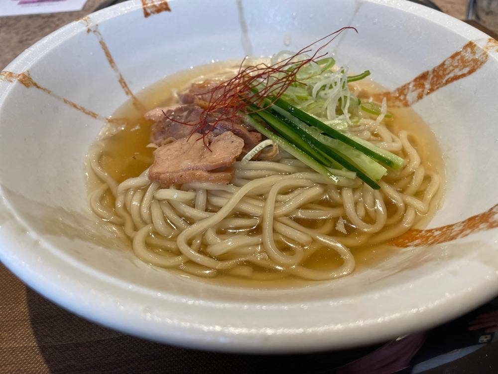 肉屋 よし田