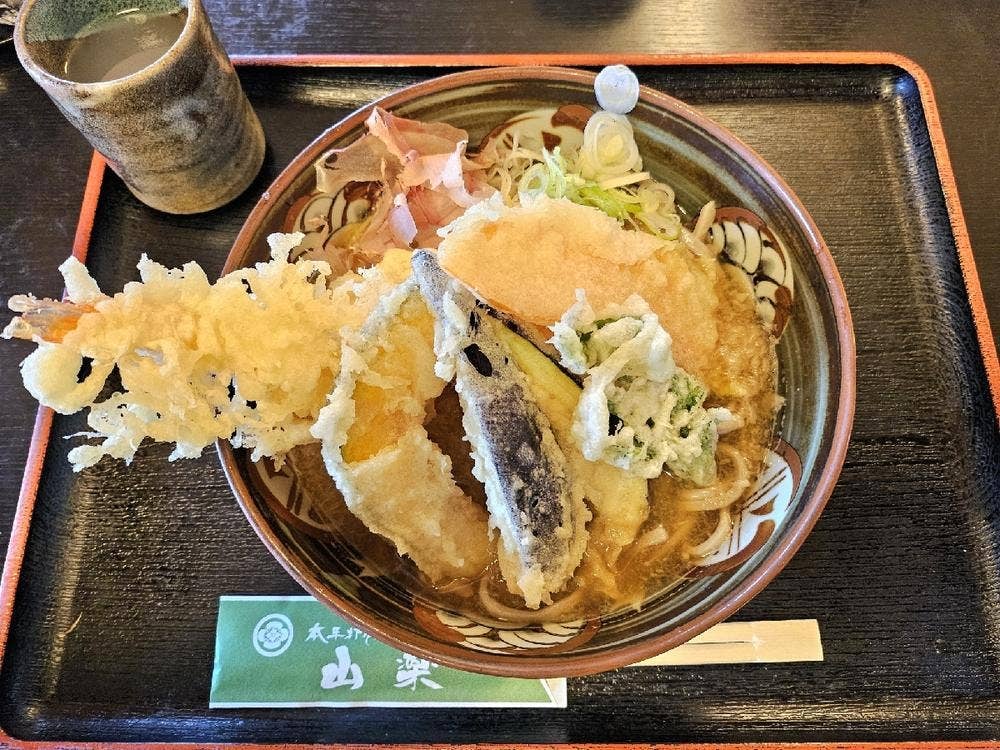 本手打ちそば 山楽