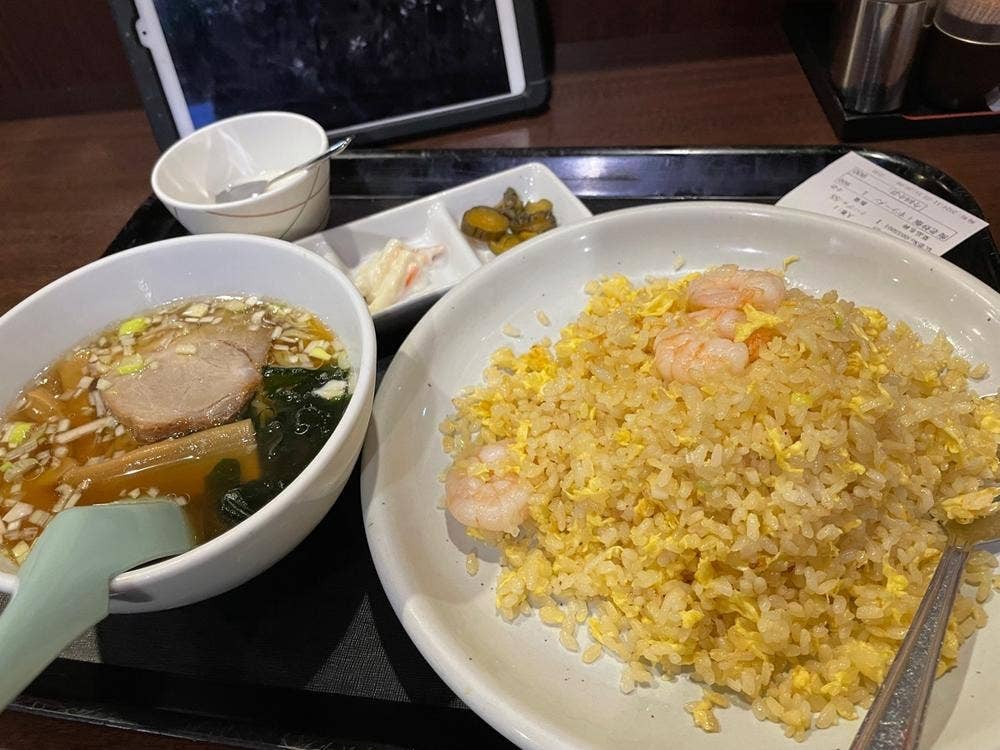 李房