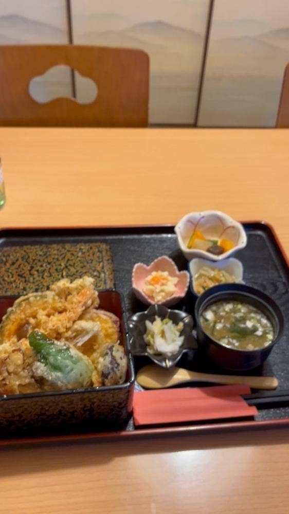 みさと