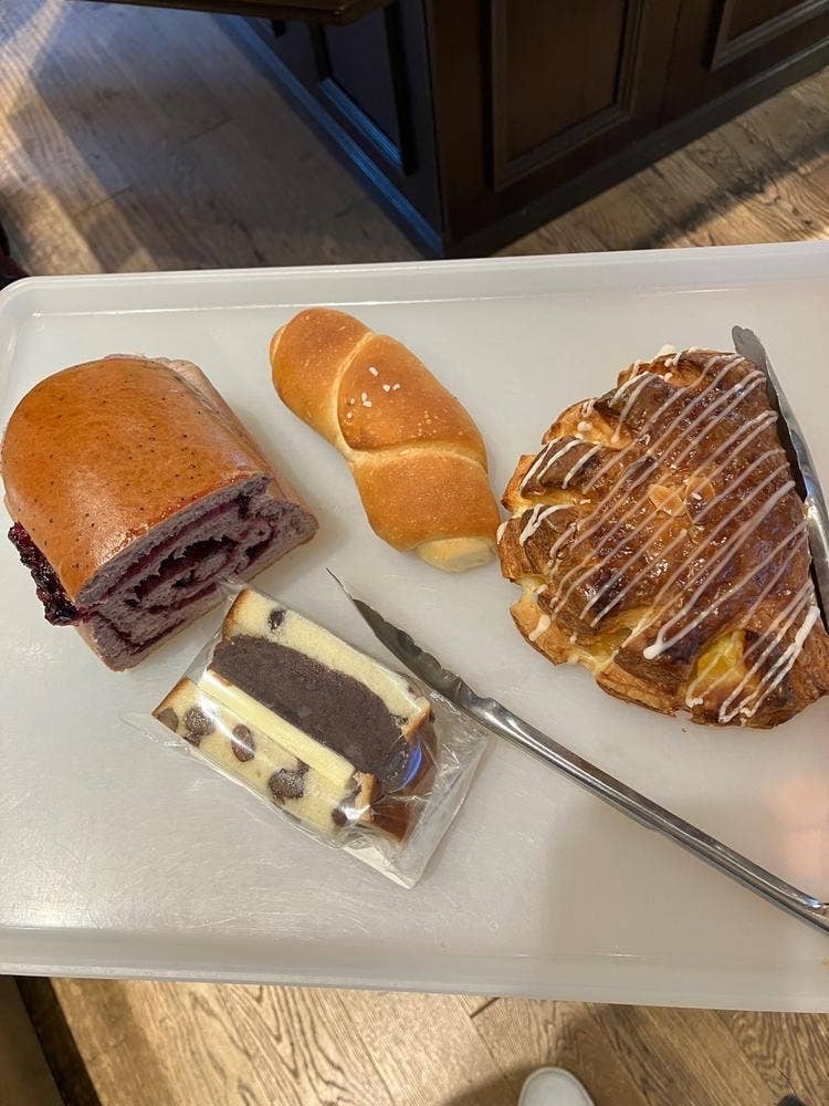 ベーカリー&カフェ ペニーレイン 柏の葉店