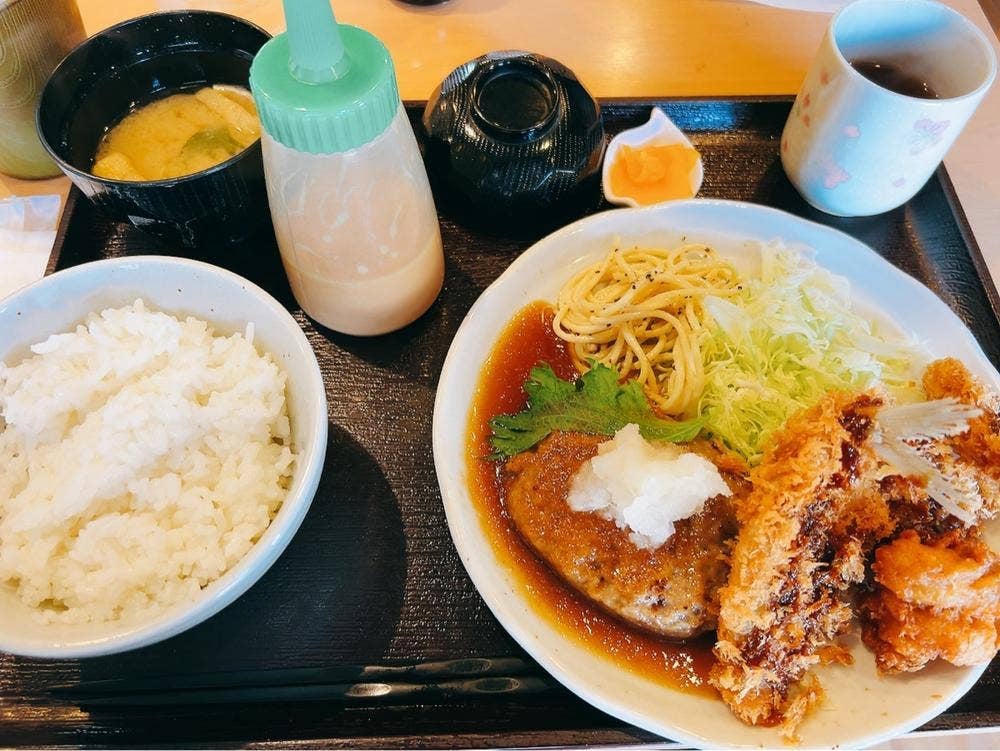 かもめ食堂