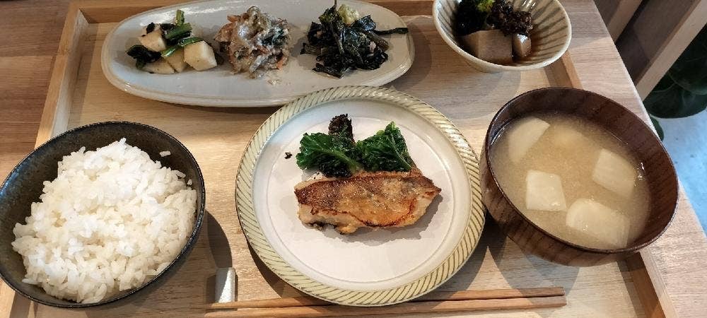 旬菜屋 おん