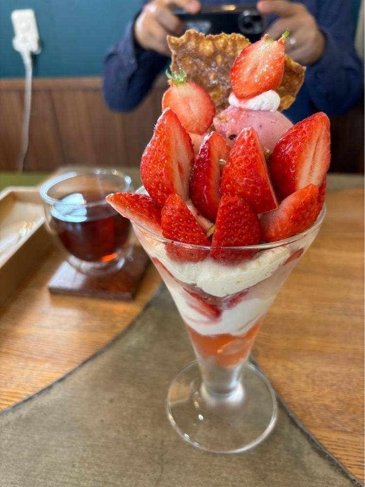 いちごや cafe TANNAL 糸島本店