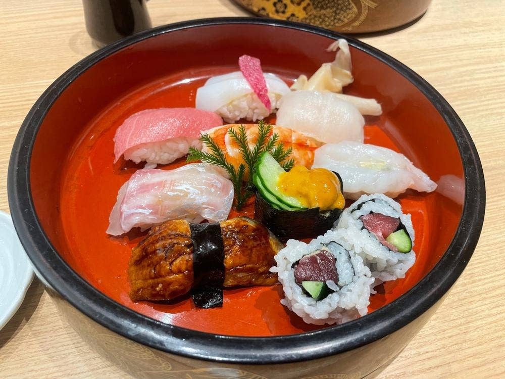 鮨はや田