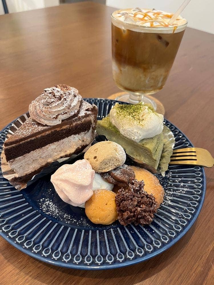 パティスリー カフェアイナ