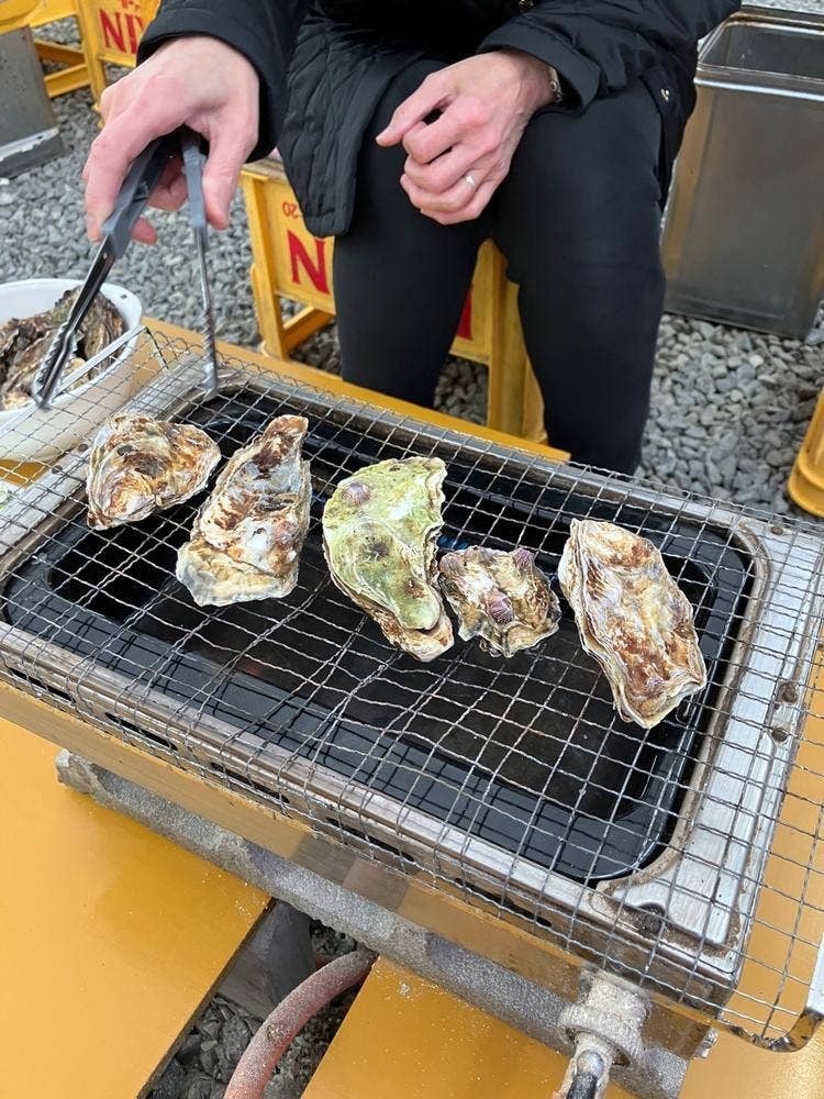 牡蠣小屋 山翔水産