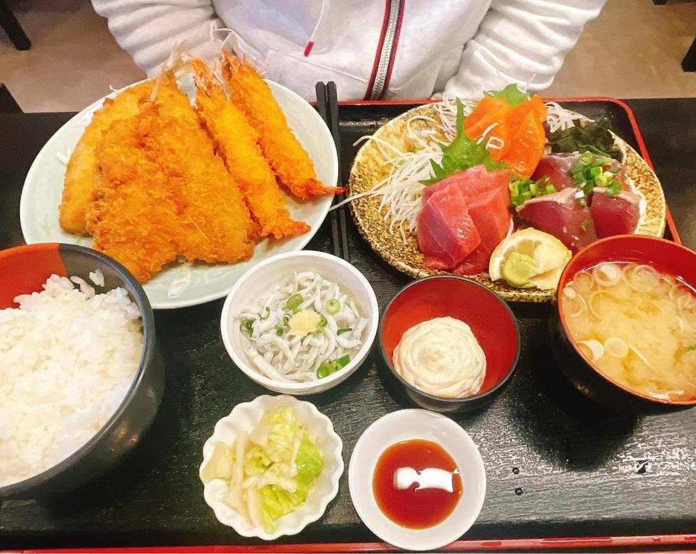 まるわ食堂