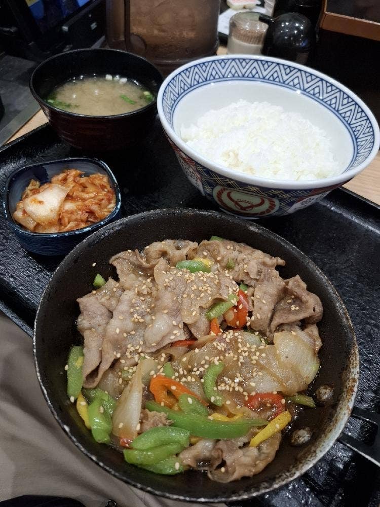 吉野家 品川駅港南口店