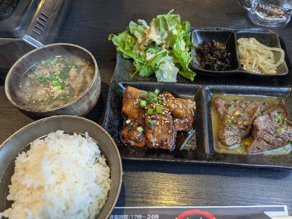 焼肉まんまる