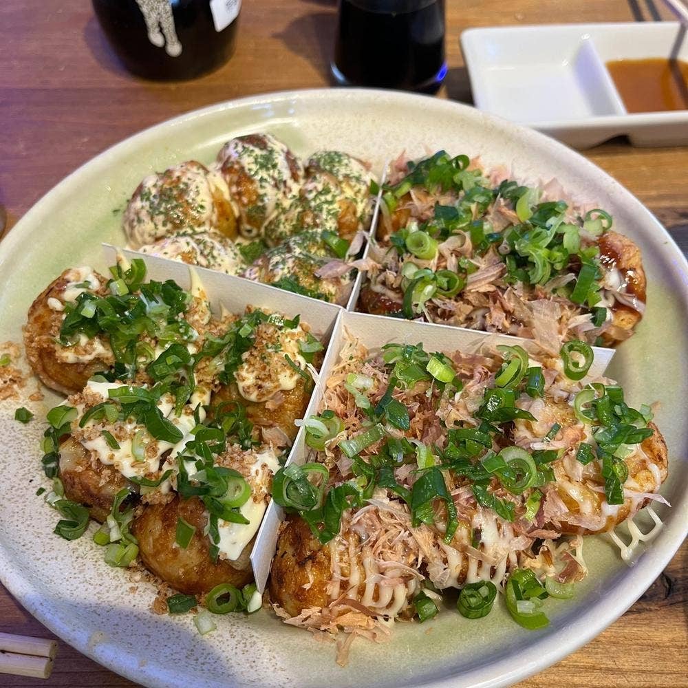 本場 大阪たこやき りょうたん