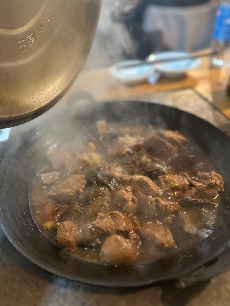 味坊鉄鍋荘