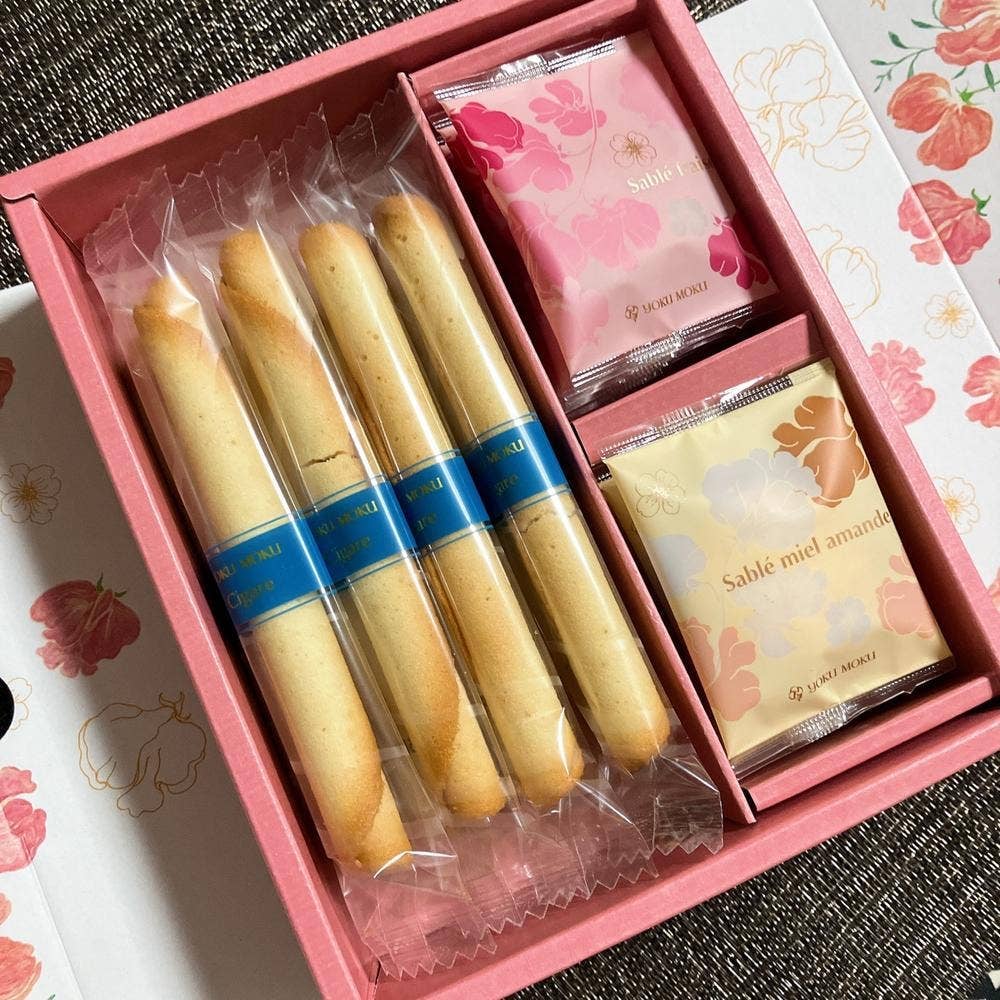 ヨックモック 青山本店