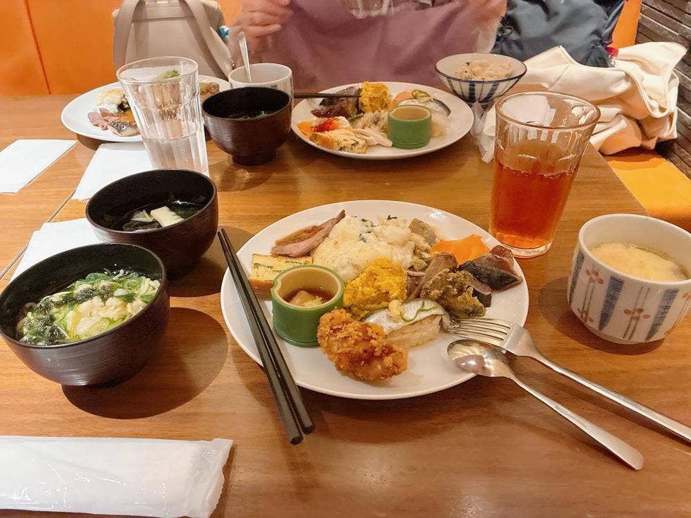 TOKYO STATION BUFFET 馳走三昧 東京大丸店