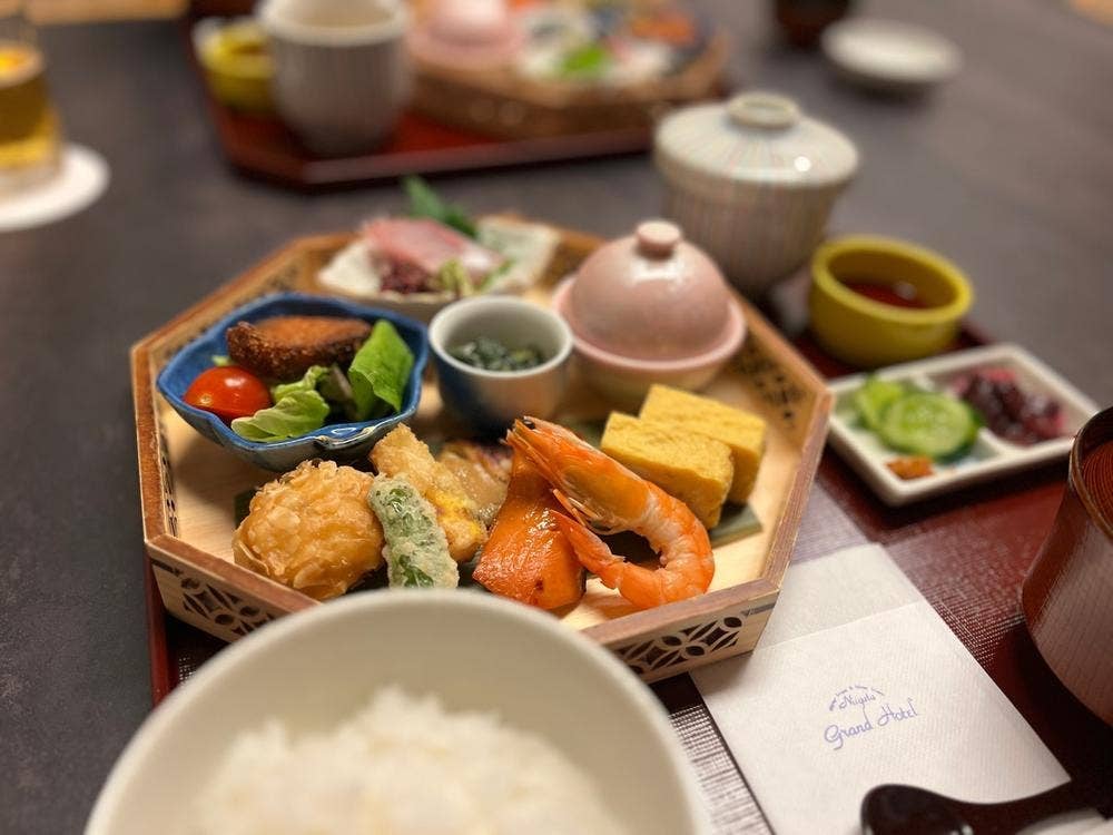 日本料理レストラン 静香庵